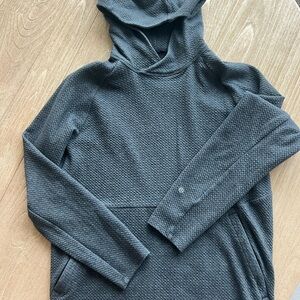 Men’s Lululemon textured hoodie/medium/charcoal gray